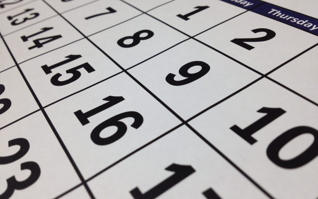 black-calendar-close-up-composition-273011